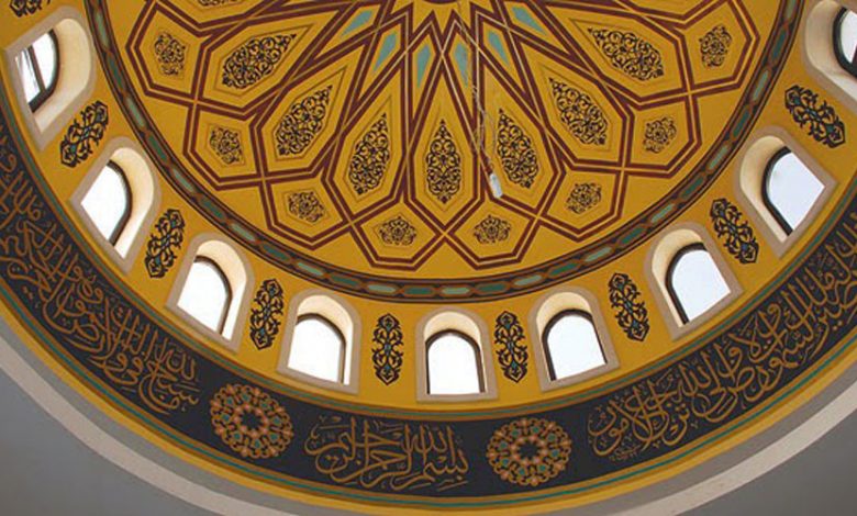 Mengenal sosok dibalik Indahnya Kaligrafi Masjid Nabawi